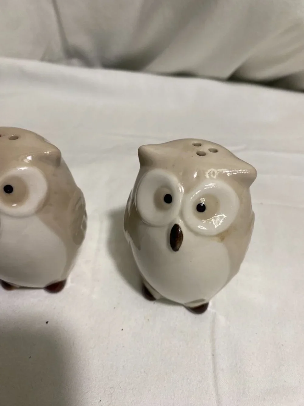 Pier 1 Imports Ceramic Owl Salt & Pepper Shakers Set Beige Brown Woodland Decor